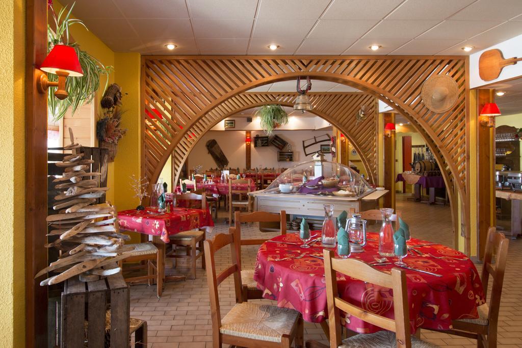 Hotel Le Grand Chalet Foncine-le-Haut Bagian luar foto
