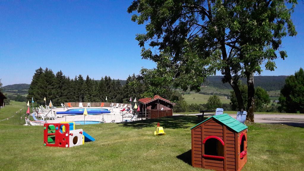 Hotel Le Grand Chalet Foncine-le-Haut Bagian luar foto